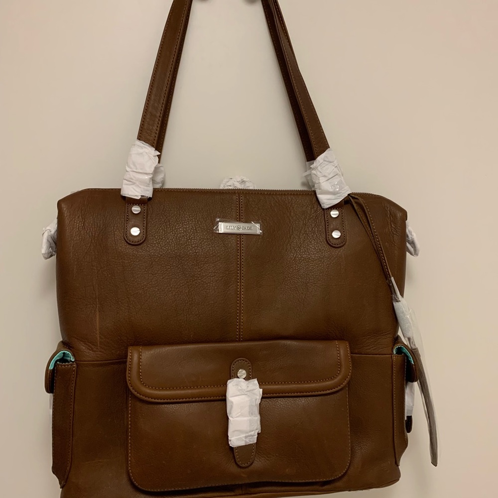 Lily Jade Old English Meggan with packing Cases